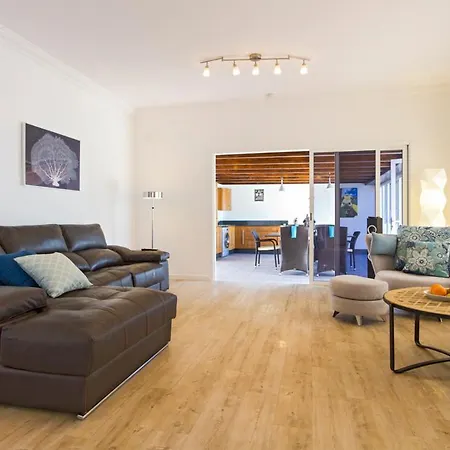 Sleeps 6 Pool Wifi